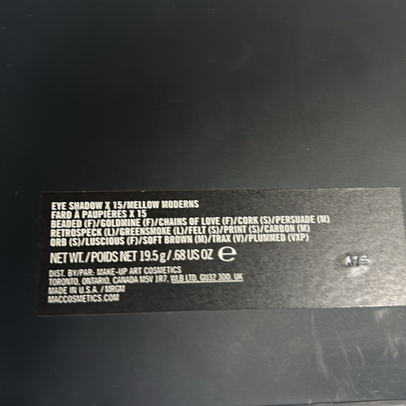 Mac cosmetics - Picture 2 of 3